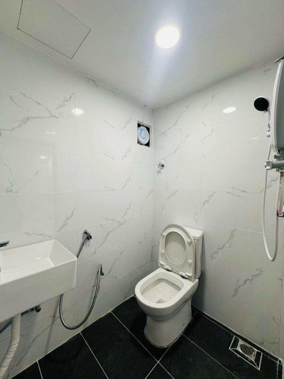Ar Rayyan Hotel Tanah Rata Zewnętrze zdjęcie